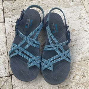 Sketchers sandals size 7